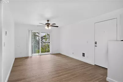 5482 SW Alger Ave #12, Beaverton, OR 97005 - Photo 3