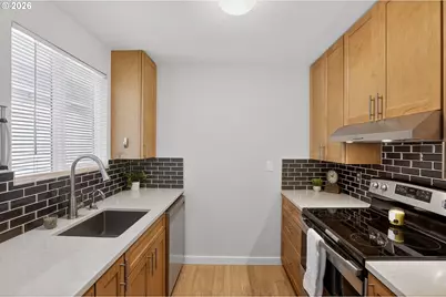 5482 SW Alger Ave #12, Beaverton, OR 97005 - Photo 9