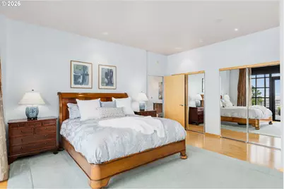 333 NW 9th Ave #1405, Portland, OR 97209 - Photo 25