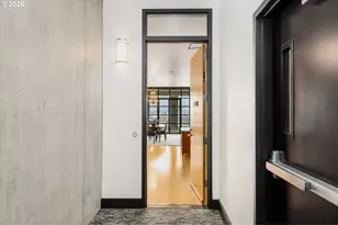 333 NW 9th Ave, Portland, OR 97209 - Photo 3