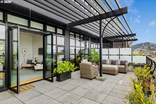 333 NW 9th Ave, Portland, OR 97209 - Photo 33