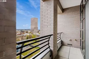 333 NW 9th Ave, Portland, OR 97209 - Photo 9