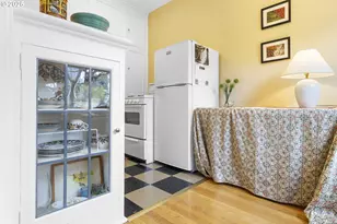 709 SW 16th Ave, Portland, OR 97205 - Photo 29