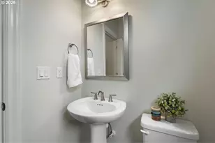 19360 Pelican Lake Place, Oregon City, OR 97045 - Photo 15