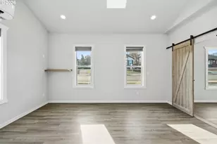 1211 E 10th St, The Dalles, OR 97058 - Photo 15