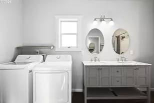 1211 E 10th St, The Dalles, OR 97058 - Photo 17