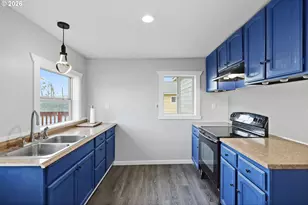 1211 E 10th St, The Dalles, OR 97058 - Photo 21