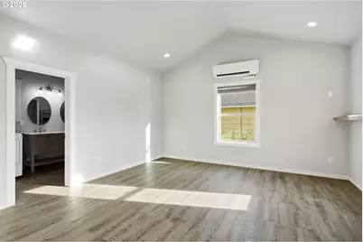 1211 E 10th St, The Dalles, OR 97058 - Photo 13