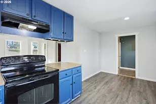 1211 E 10th St, The Dalles, OR 97058 - Photo 25