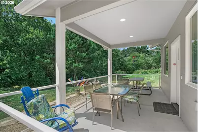920 SW Tillicum Dr, Waldport, OR 97394 - Photo 5