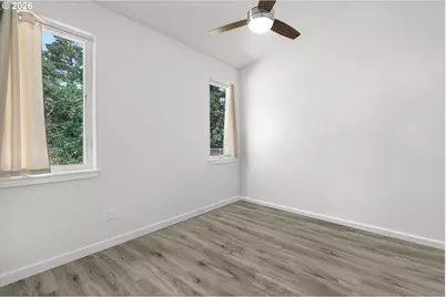 920 SW Tillicum Dr, Waldport, OR 97394 - Photo 21