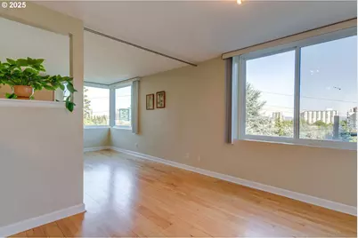 1205 SW Cardinell Dr #302, Portland, OR 97201 - Photo 17