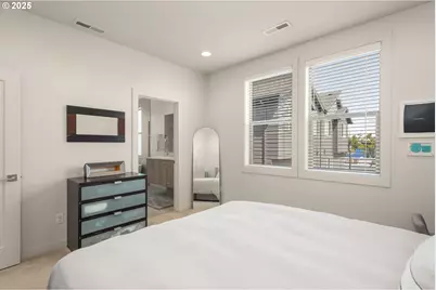 5475 N Bowdoin St #A, Portland, OR 97203 - Photo 17