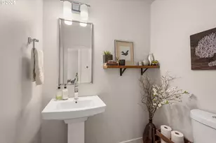 5475 N Bowdoin St, Portland, OR 97203 - Photo 13