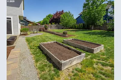 315 N Elm St, Yamhill, OR 97148 - Photo 35