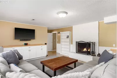 6025 SW Spruce Ave, Beaverton, OR 97005 - Photo 25