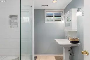 6025 SW Spruce Ave, Beaverton, OR 97005 - Photo 29