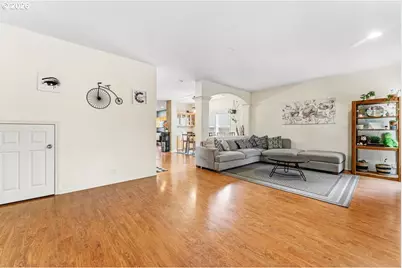 355 NE Saint Jean Pl, Hillsboro, OR 97124 - Photo 7