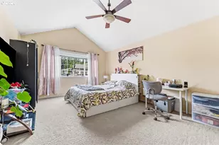 355 NE St Jean Pl, Hillsboro, OR 97124 - Photo 19