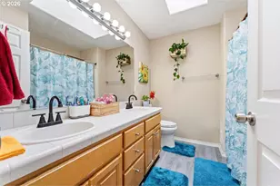 355 NE St Jean Pl, Hillsboro, OR 97124 - Photo 27
