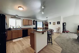 2037 Delameter Rd, Castle Rock, WA 98611 - Photo 3