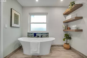 23790 SW Pinehurst Dr, Sherwood, OR 97140 - Photo 33