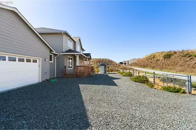 87142 Vesta Ln, Bandon, OR 97411 - Photo 41