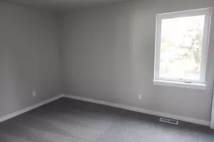 3096 Olympic St, Woodburn, OR 97071 - Photo 17