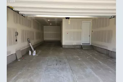 3096 Olympic St #15, Woodburn, OR 97071 - Photo 15