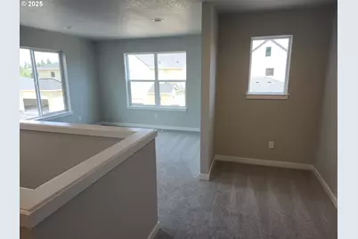 3096 Olympic St #15, Woodburn, OR 97071 - Photo 13