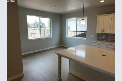 3096 Olympic St #15, Woodburn, OR 97071 - Photo 7