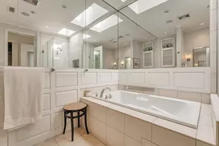 2018 NW 16th Ave, Portland, OR 97209 - Photo 33
