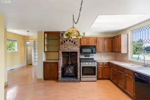 1005 Reserve St, Silverton, OR 97381 - Photo 17