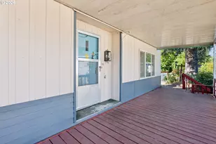 1905 Waverly Dr SE, Albany, OR 97322 - Photo 3