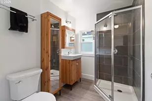 510 E 16th St, Vancouver, WA 98663 - Photo 21