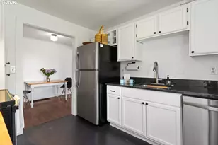 510 E 16th St, Vancouver, WA 98663 - Photo 17