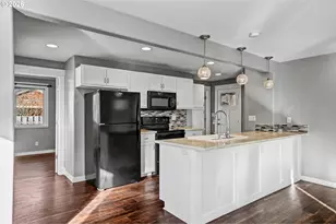 995 985 Garnet St NE, Salem, OR 97301 - Photo 9