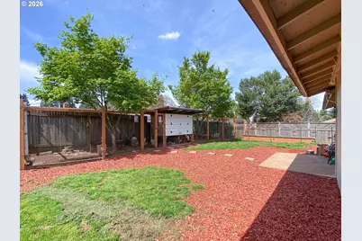 5021 Daniel St S, Salem, OR 97306 - Photo 15