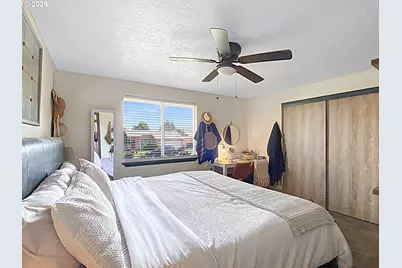 5021 Daniel St S, Salem, OR 97306 - Photo 35