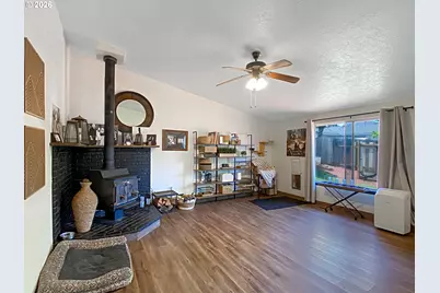 5021 Daniel St S, Salem, OR 97306 - Photo 21