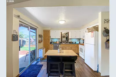 5021 Daniel St S, Salem, OR 97306 - Photo 29