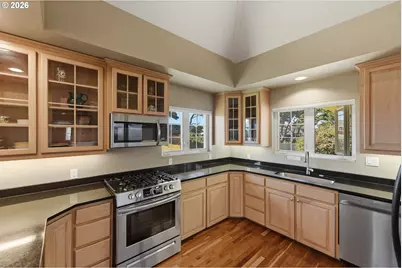 1337 Beach Loop Dr, Bandon, OR 97411 - Photo 17