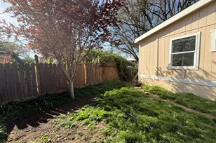 23200 NE Sandy Blvd, Wood Village, OR 97060 - Photo 27