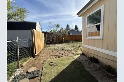 23200 NE Sandy Blvd #52, Wood Village, OR 97060 - Photo 21