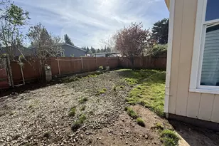 23200 NE Sandy Blvd, Wood Village, OR 97060 - Photo 23