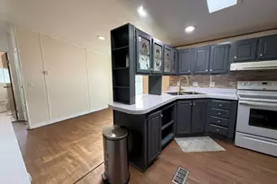 23200 NE Sandy Blvd, Wood Village, OR 97060 - Photo 11