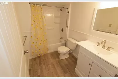 239 Maple St, Florence, OR 97439 - Photo 13