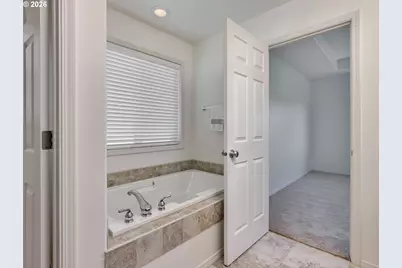 16985 NW Shadow Hills Ln, Beaverton, OR 97006 - Photo 29