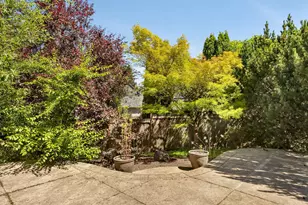 16985 NW Shadow Hills Ln, Beaverton, OR 97006 - Photo 37