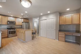 223 NW Sagan Loop, Sheridan, OR 97378 - Photo 11